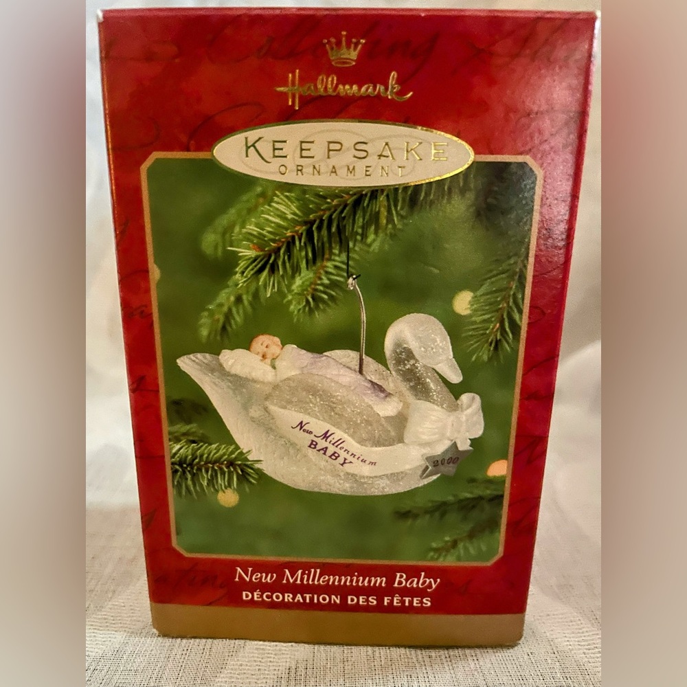 Hallmark Keepsake Ornament 2000 New Millennium‎ Baby First Christmas Collectible